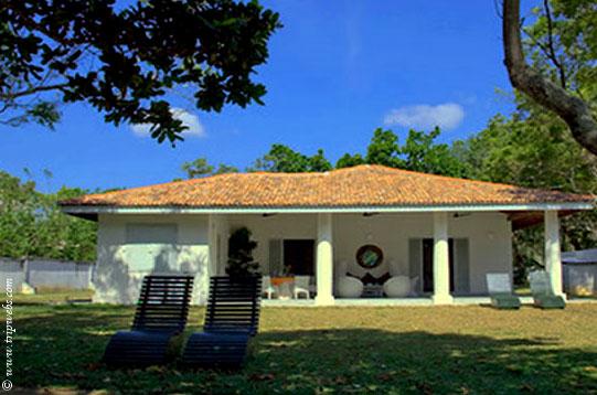 Sri Lankan Beach Villa