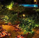 Kassapa Lions Rock - Pool and Dining Area