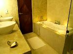 Deluxe Room-Bathroom - Ranna 212